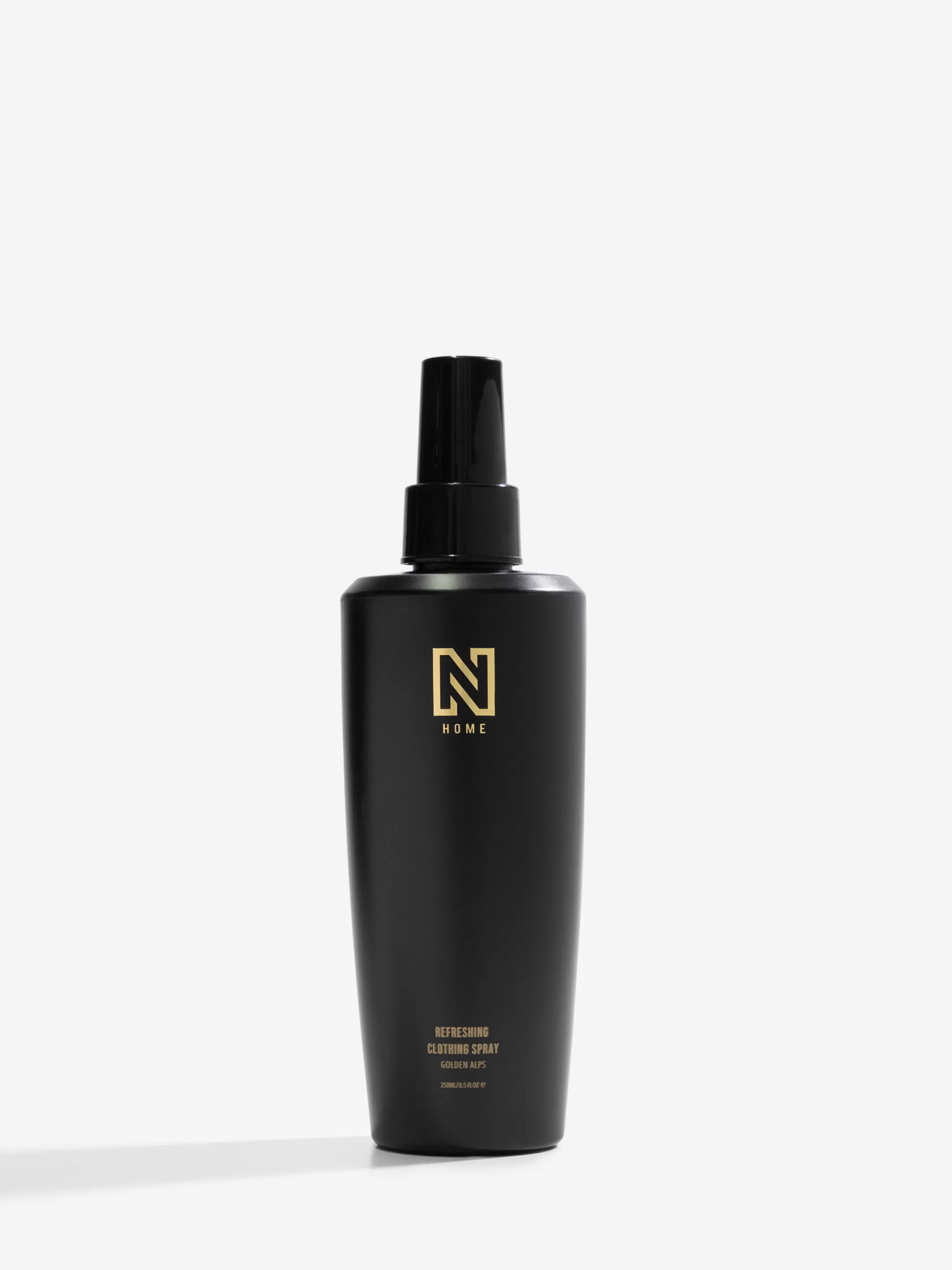Sale GOLDEN ALPS REFRESHING CLOTHING SPRAY Kleding | Golden Alps