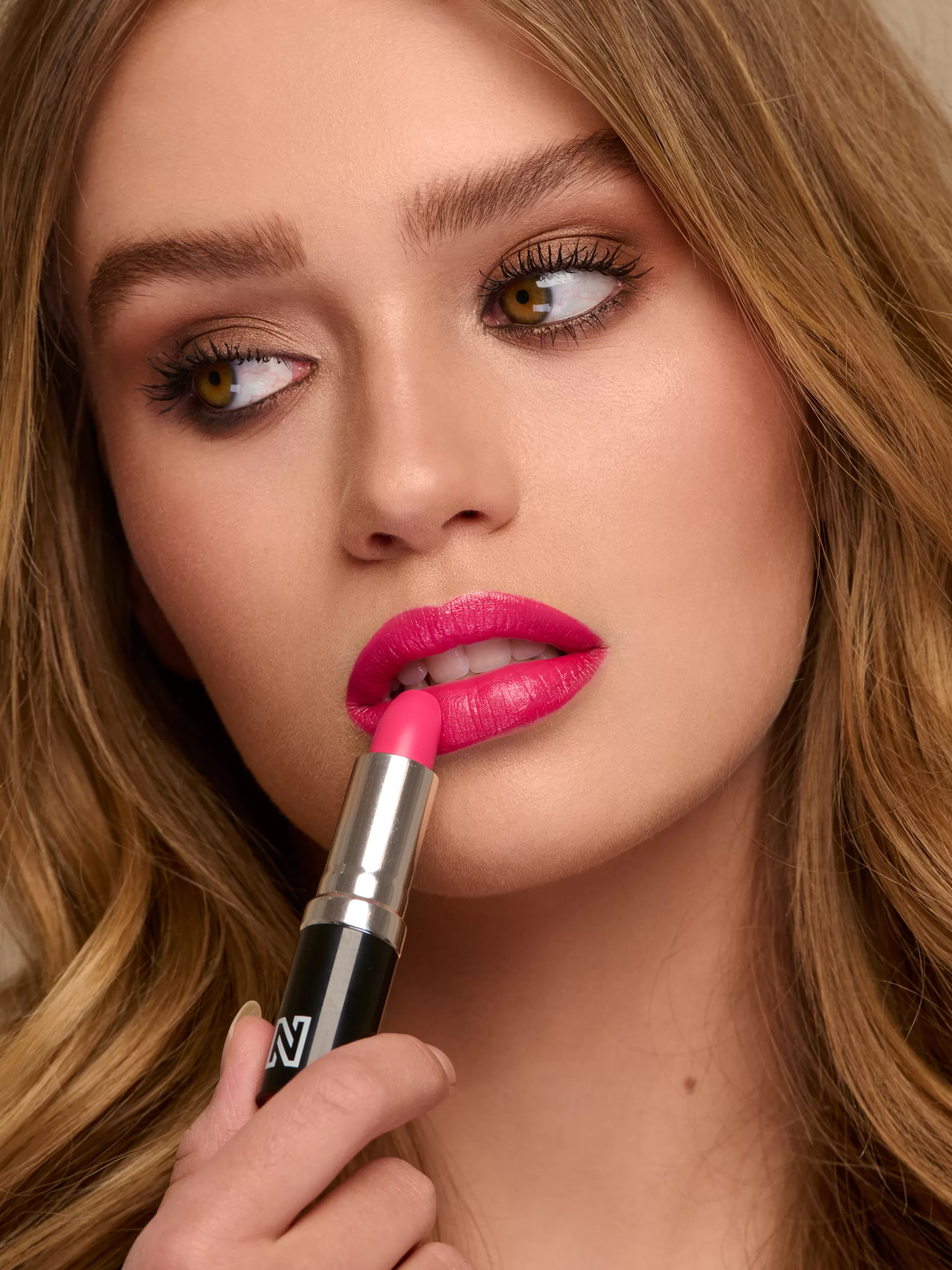 Cheap LONG-LASTING MATTE LIPSTICK Lipstick