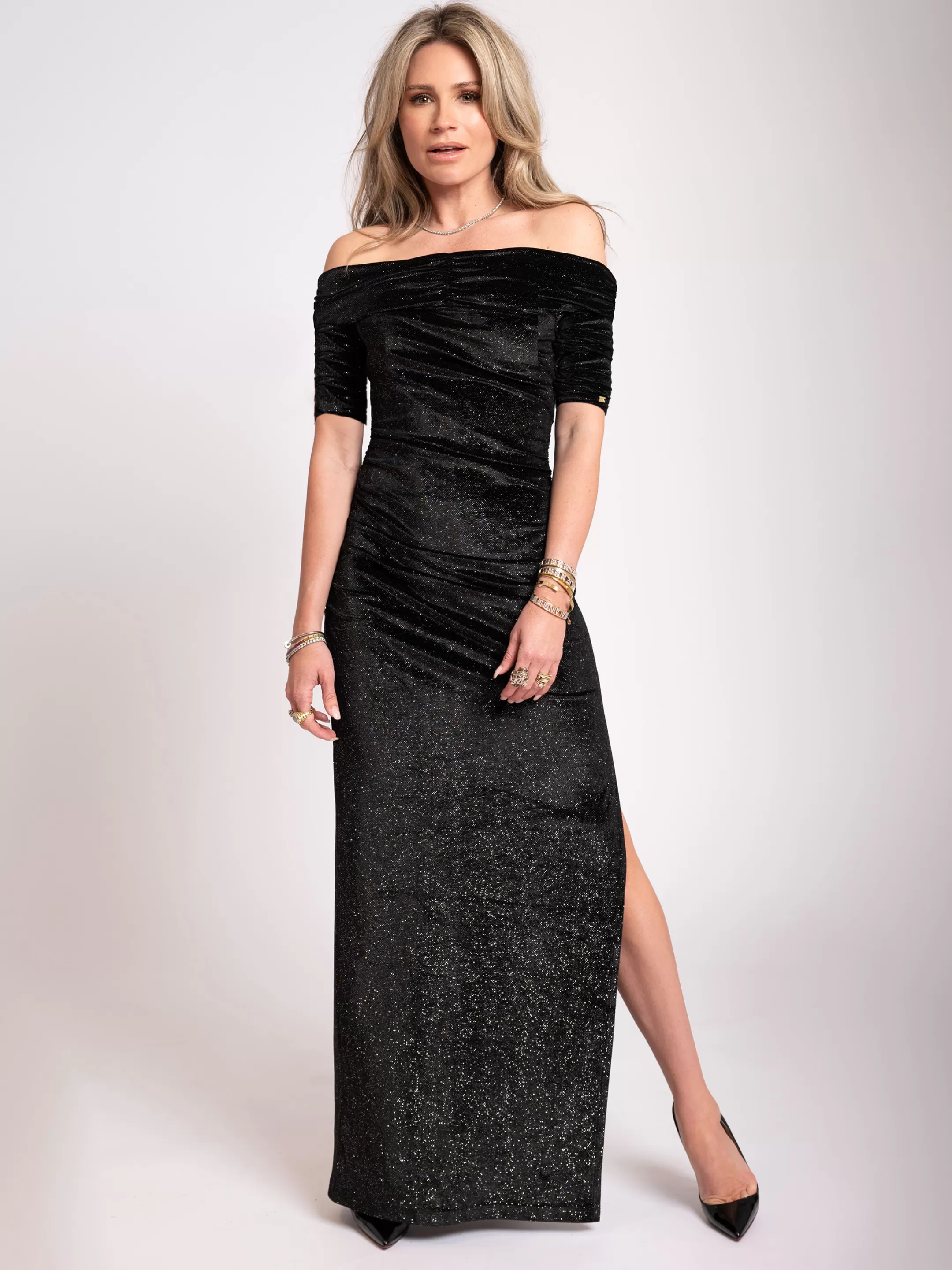 Clearance VELVET OFF SHOULDER MAXI-JURK Party Collection | Jurken